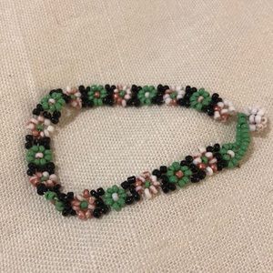 Floral bead bracelet